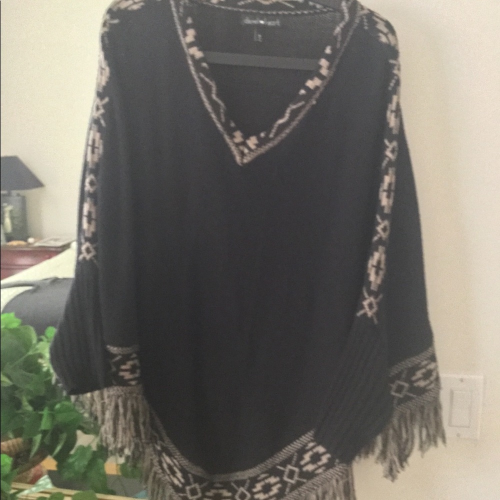 💙Black Poncho Sweater fringe bottom